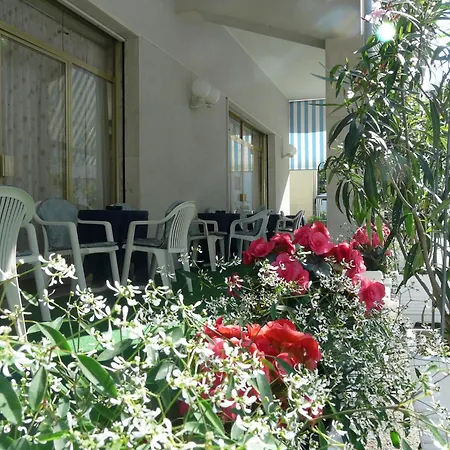 Altea 3* לידו די ג'סולו